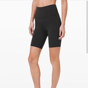 Lulu Lemon align high waisted shorts with pockets 8 inches